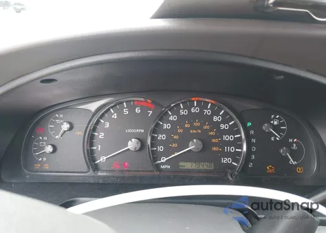 2005 Toyota Sequoia Sr5 V8 from USA, damaged, VIN 5TDZT34A85S254854